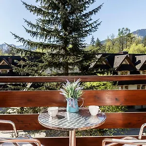 Udanypobyt Kominkowe Apartman Zakopane